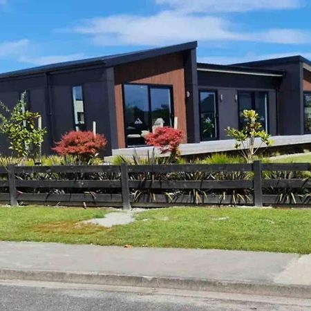 Miss Eastons Whare Villa Westport Bagian luar foto