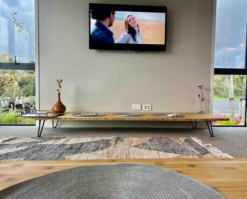 Miss Eastons Whare Villa Westport Bagian luar foto