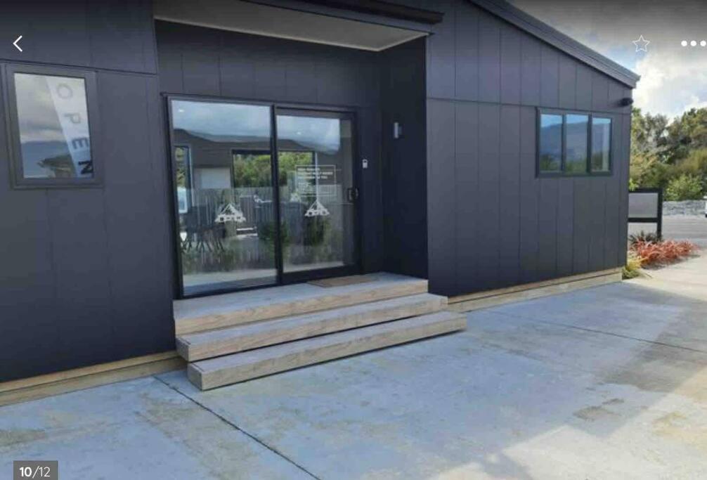 Miss Eastons Whare Villa Westport Bagian luar foto